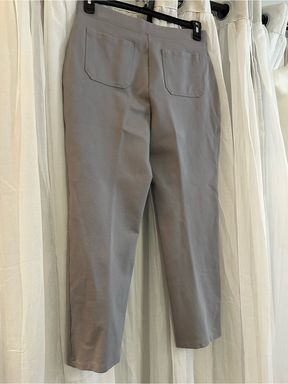 Susan Graver women’s Classic Stretch Grey Pants - Picture 4 of 8